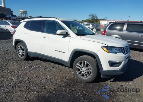 2018 Jeep Compass Latitude 4X4 z USA, uszkodzony, nr VIN 3C4NJDBB3JT483660